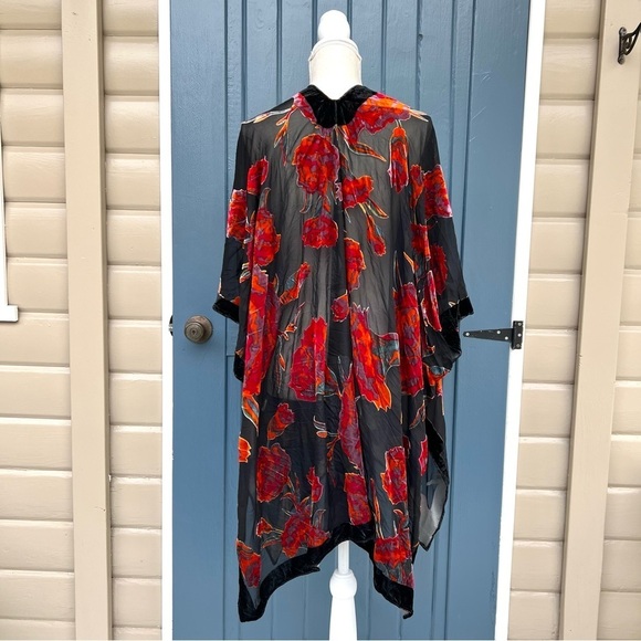 Lovestitch Black Red Velvet Sheer Burnout Kimono
Open Front Boho Bohemian Hippie - Picture 3 of 6